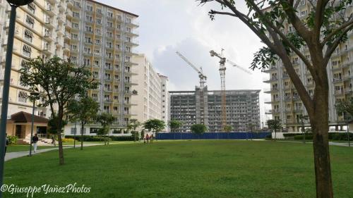 Genesis unit SMDC Fields