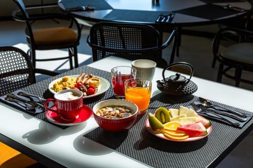 Room Mate Bruno Hotel