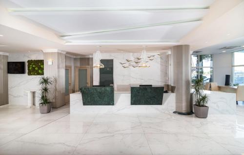 Portes Beach Hotel
