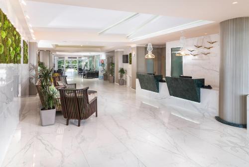 Portes Beach Hotel