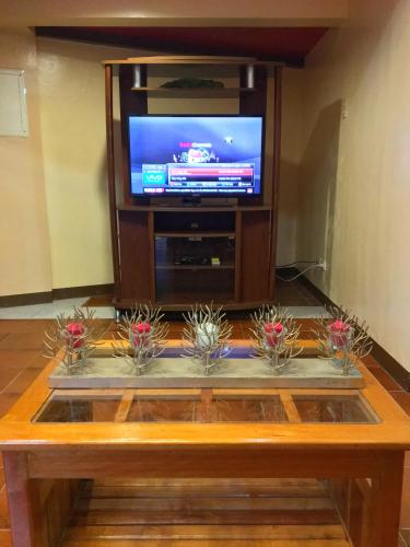 Fully AC 3BR House for 8pax near Airport and SM with 100mbps Wifi