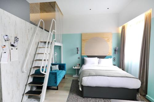 Room2 Southampton