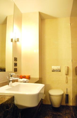 Metropol Palace