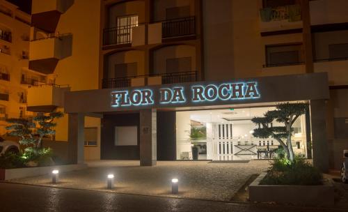 Apartamentos Turisticos Flor da Rocha