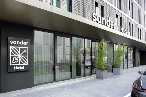 Sander Hotel