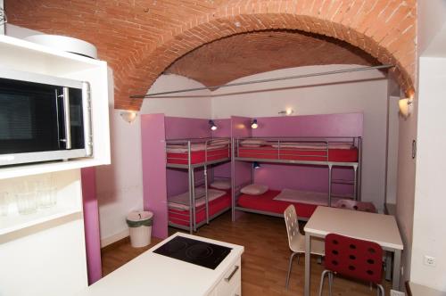 H2O Hostel