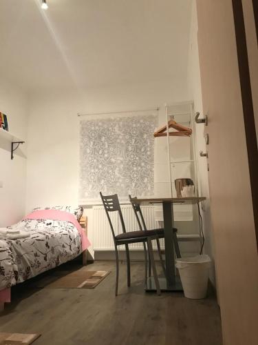 Rooms Miki