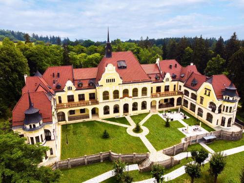 Rubezahl Castle Hotel