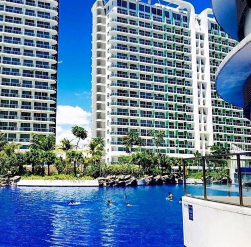 Azure C6 Balcony Wifi near Mall Airport MULTIPL UNITS