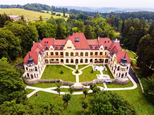 Rubezahl Castle Hotel