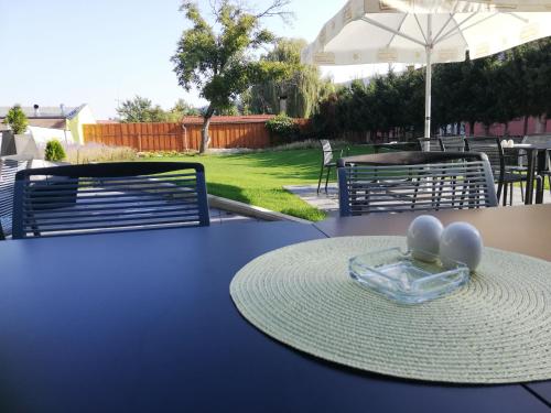 Penzión V Inom Svete