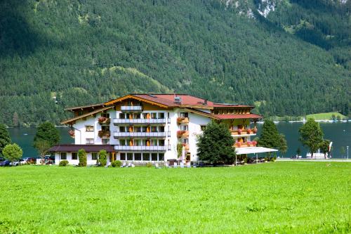 Hotel Pension Bergland