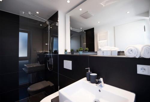 Mood Contemporary Living
