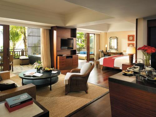Shangri-La's Boracay Resort & Spa