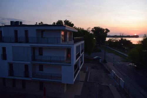 Balatoni Élmény - csopaki apartmanlakások 20 méterre a Balatontól