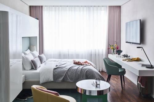 SIDE Design Hotel