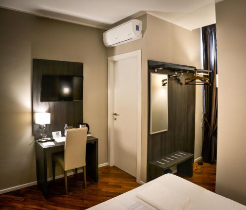 Brain Rooms & Suite