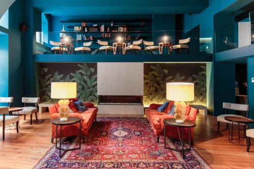 Dear Lisbon Gallery House