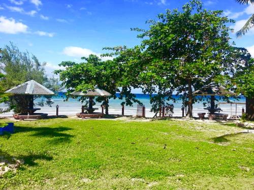D's Ocean View Beach Resort