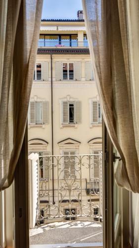 Palazzo Del Carretto Art Apartments