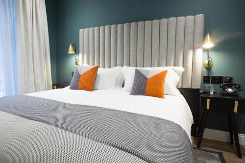 The Bedford Townhouse & Cafe