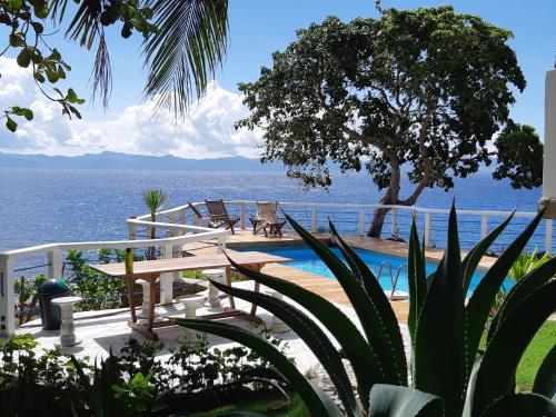 Coral Canyon Romblon