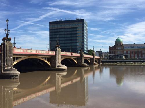 Quay Apartments Clarence House