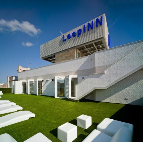 Loop Inn Hostel