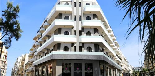 Pebbles Resort (Oct - May) / Bora Bora Ibiza-Malta Resort (Jun - Sep)