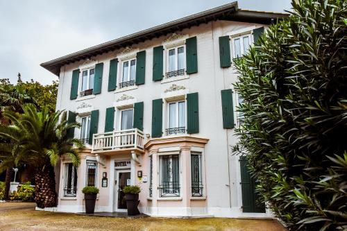 Logis Hotel Val Flores