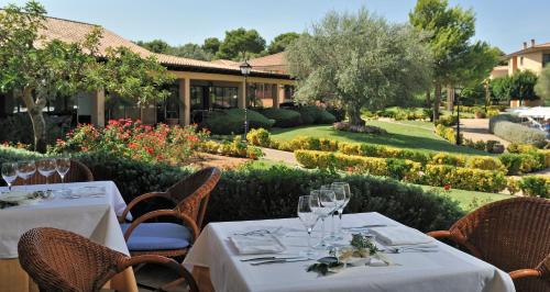 Vell Marí Hotel & Resort