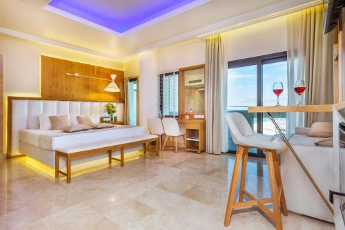 Porto Marine Hotel