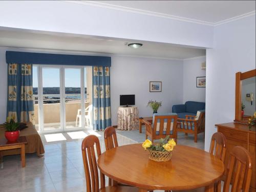 Apartamentos Jardins da Rocha