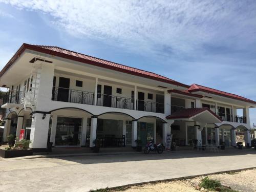 Panglao Village Court Residence Inn