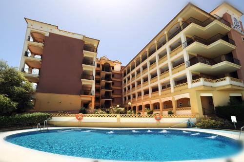 Apartamentos Leo Canela