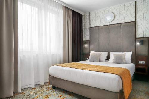 Metropolo By Golden Tulip