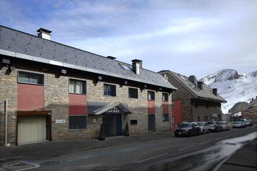 Hotel Caribou