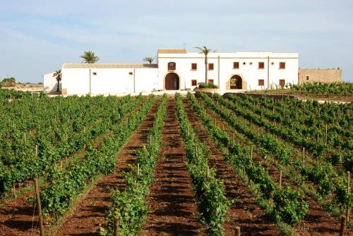Baglio Donna Franca Wine Resort & Farm Estate