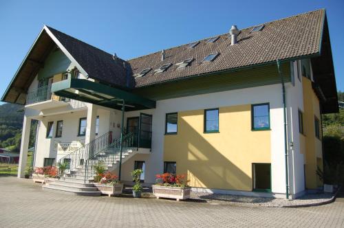 Gasthaus-Pension Zum Lustigen Steirer