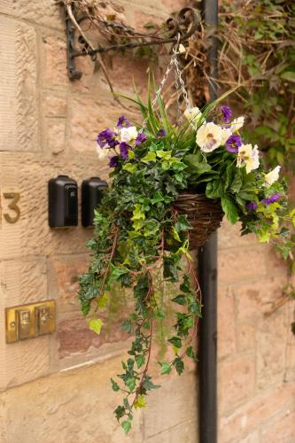 Easdale House Apartments