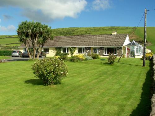 Duínín House