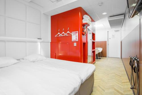 Omena Hotel Helsinki, Lönnrotinkatu