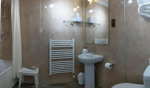 Maclean Guest House