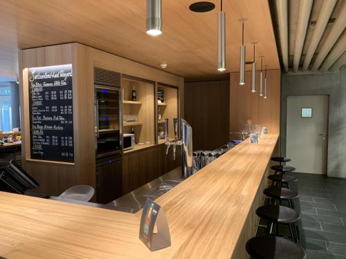 Lausanne Youth Hostel Jeunotel