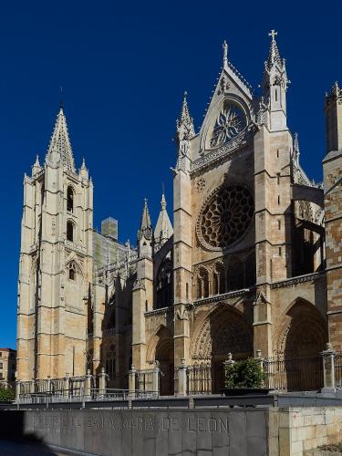 Entrevias - Lodging And Apartments Leon