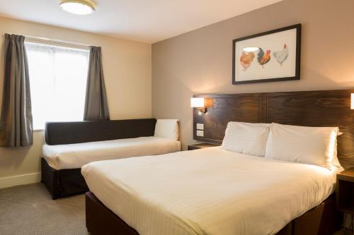 The Starling Cloud by Marston's Inns