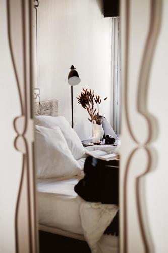 Room007 Ventura Hostal