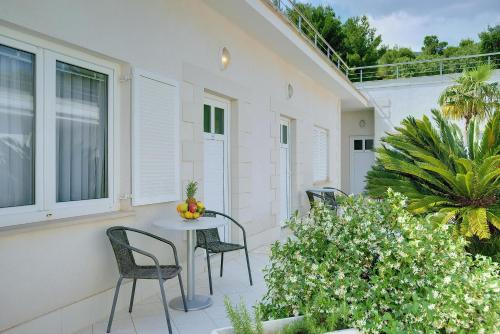 Zlatni Rat Beach Hotel