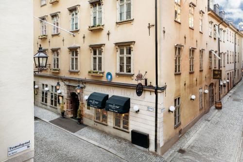 Victory Hotel