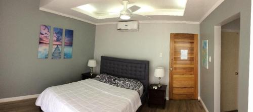 Pearl of Santa Fe - Sabal's Lodge